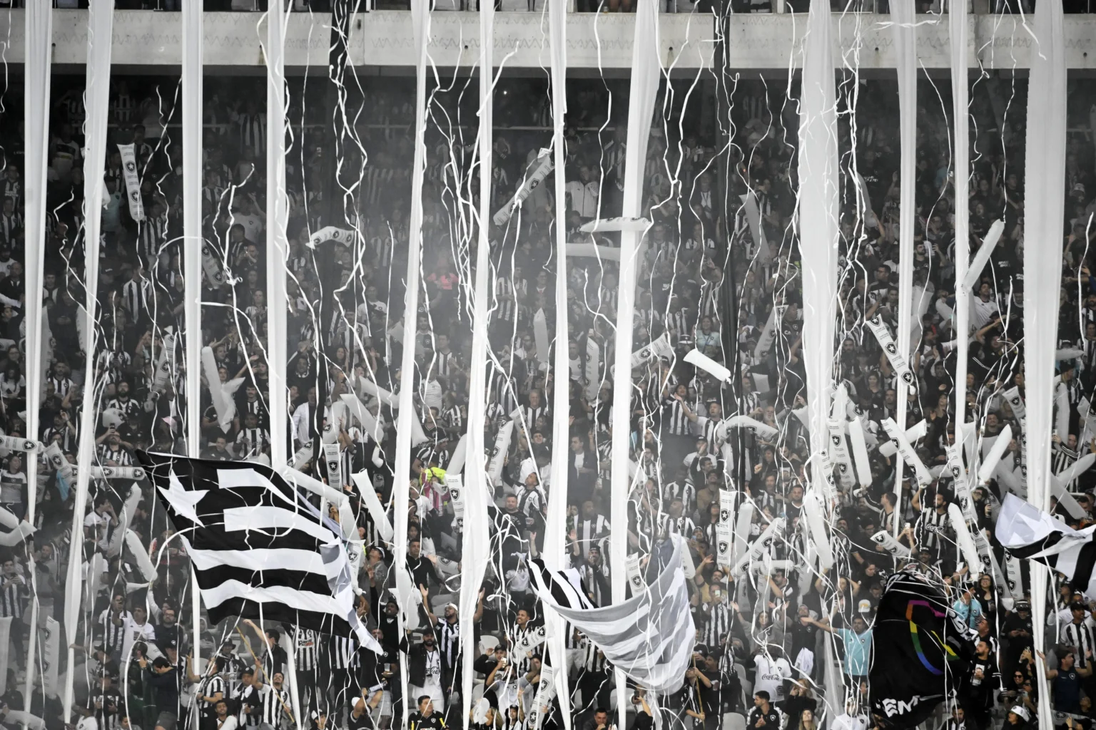 Artur Jorge analisa vitória do Botafogo sobre o Universitario: Resultado e análise da partida.