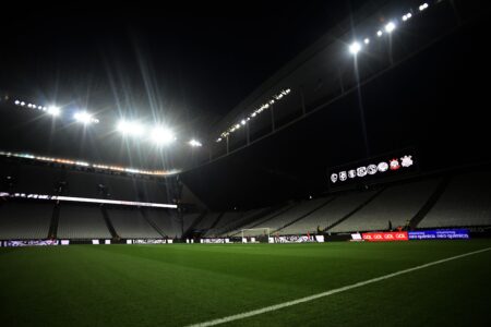 Corinthians x Nacional-PAR: saiba onde assistir ao vivo, horário e escalações