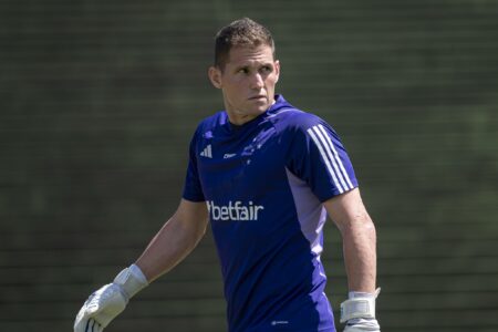 Cruzeiro x Botafogo: Goleiro Rafael Cabral negocia saída e pode desfalcar time na estreia do Brasileirão