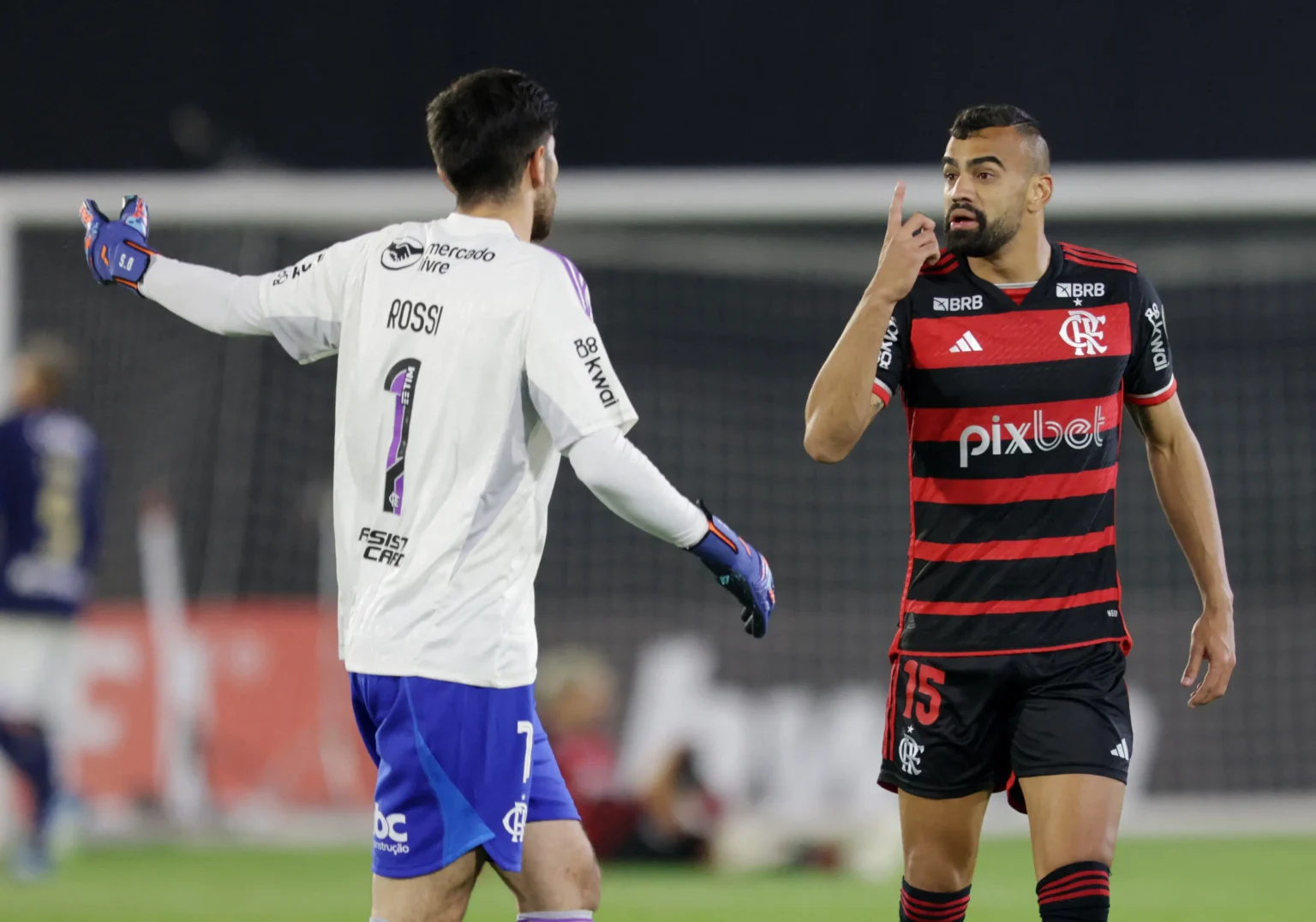 Fabrício Bruno do Flamengo é o terceiro zagueiro com mais jogos no mundo, segundo o CIES.