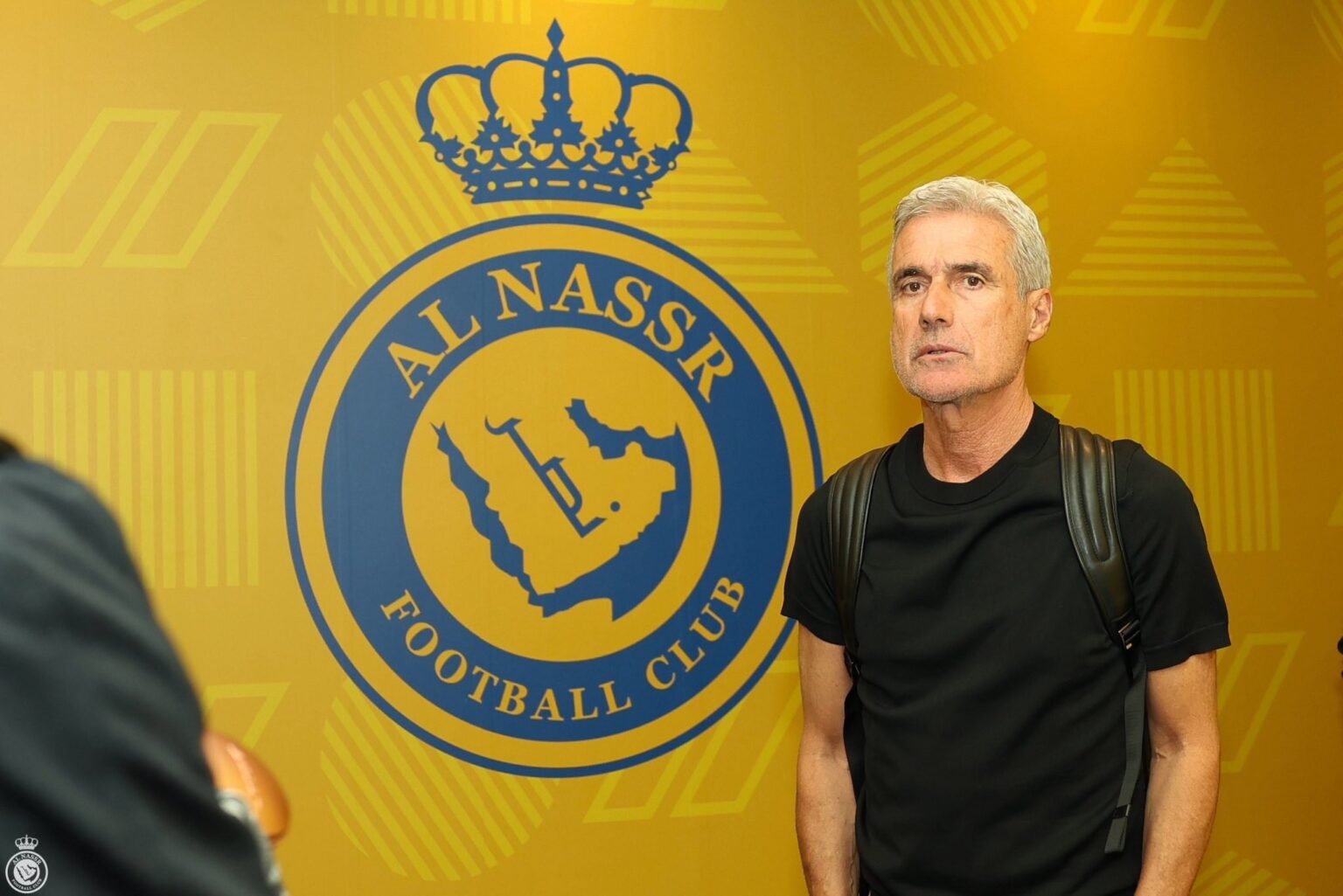 Luís Castro não joga pelo Al-Nassr devido a problema de saúde