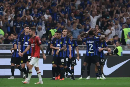 Milan x Inter de Milão no Campeonato Italiano: saiba onde assistir ao vivo e horário