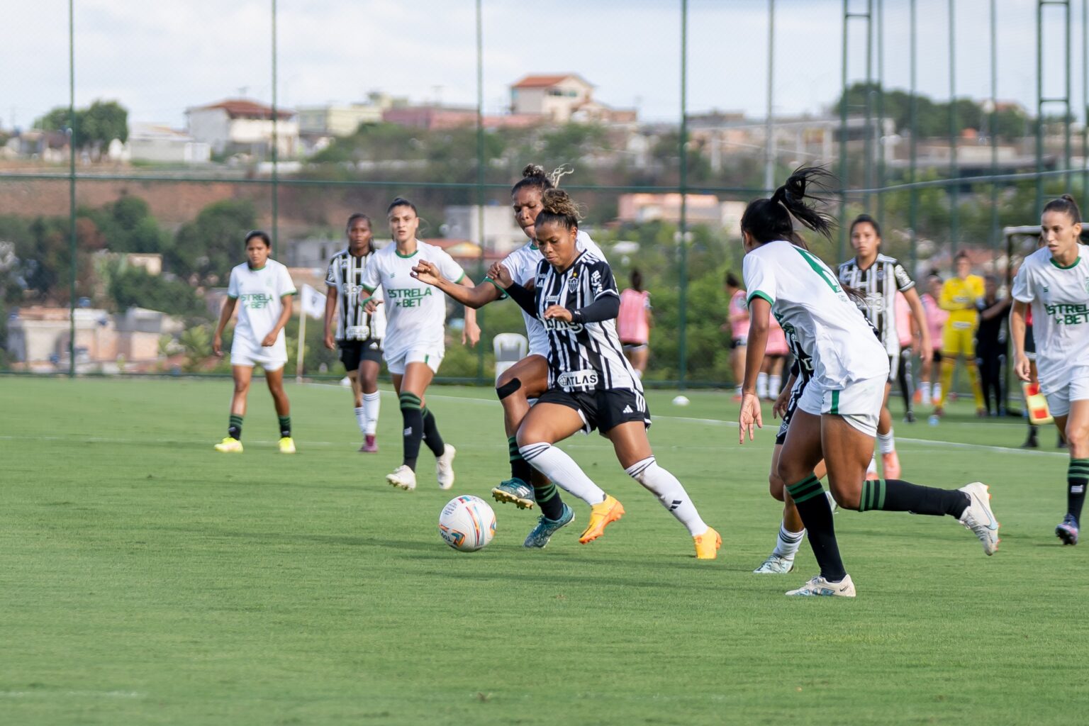 América-MG x Atlético-MG: clássico no Brasileirão Feminino com briga por G-8 e fuga do rebaixamento