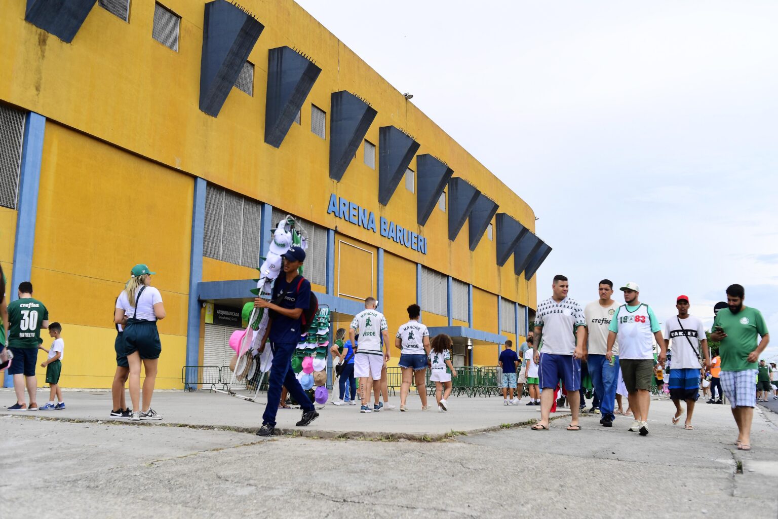Palmeiras define preços de ingressos e confirma jogo contra Internacional na Arena Barueri