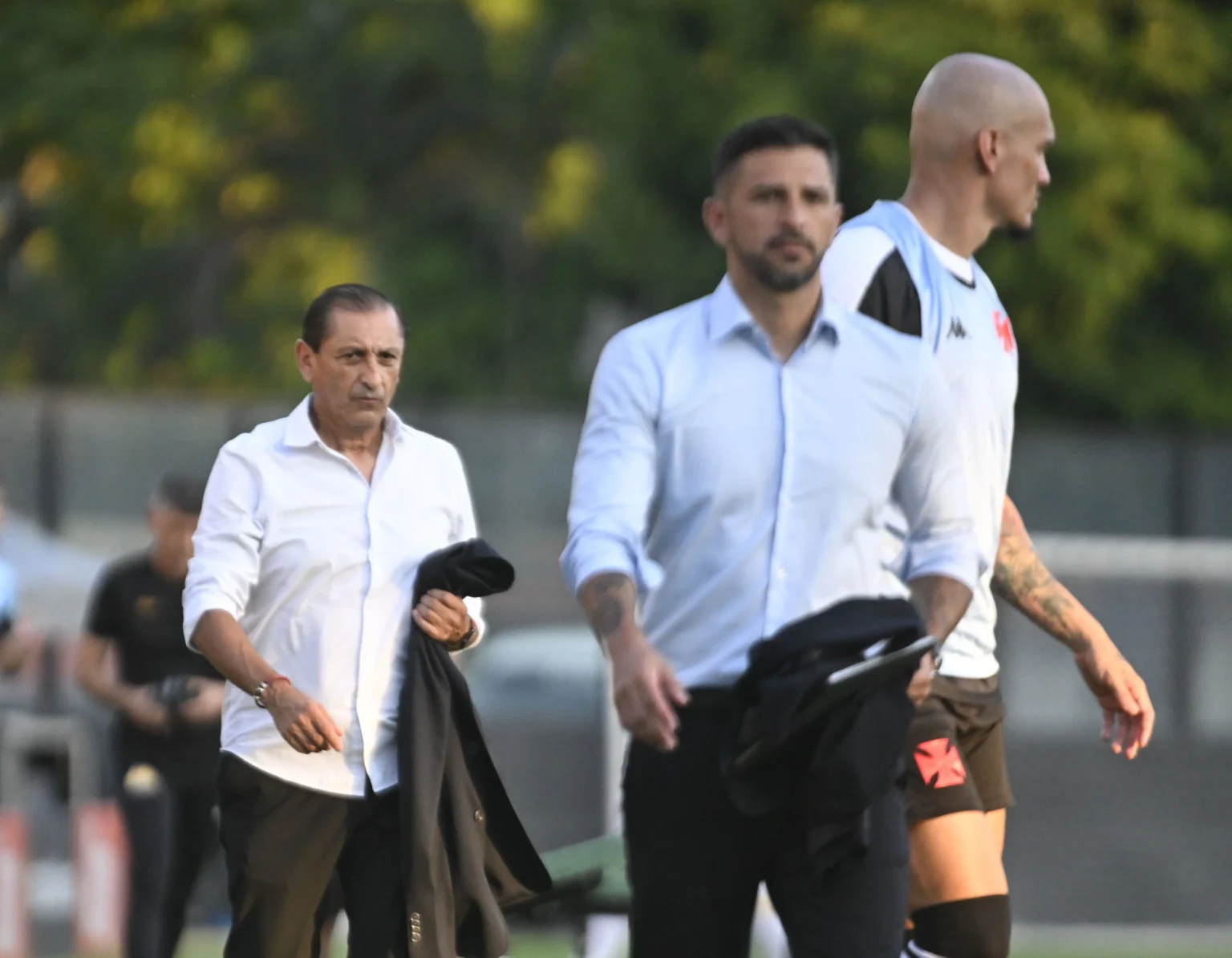 Ramón Díaz e Emiliano Díaz demitidos após derrota do Vasco por goleada para o Criciúma.