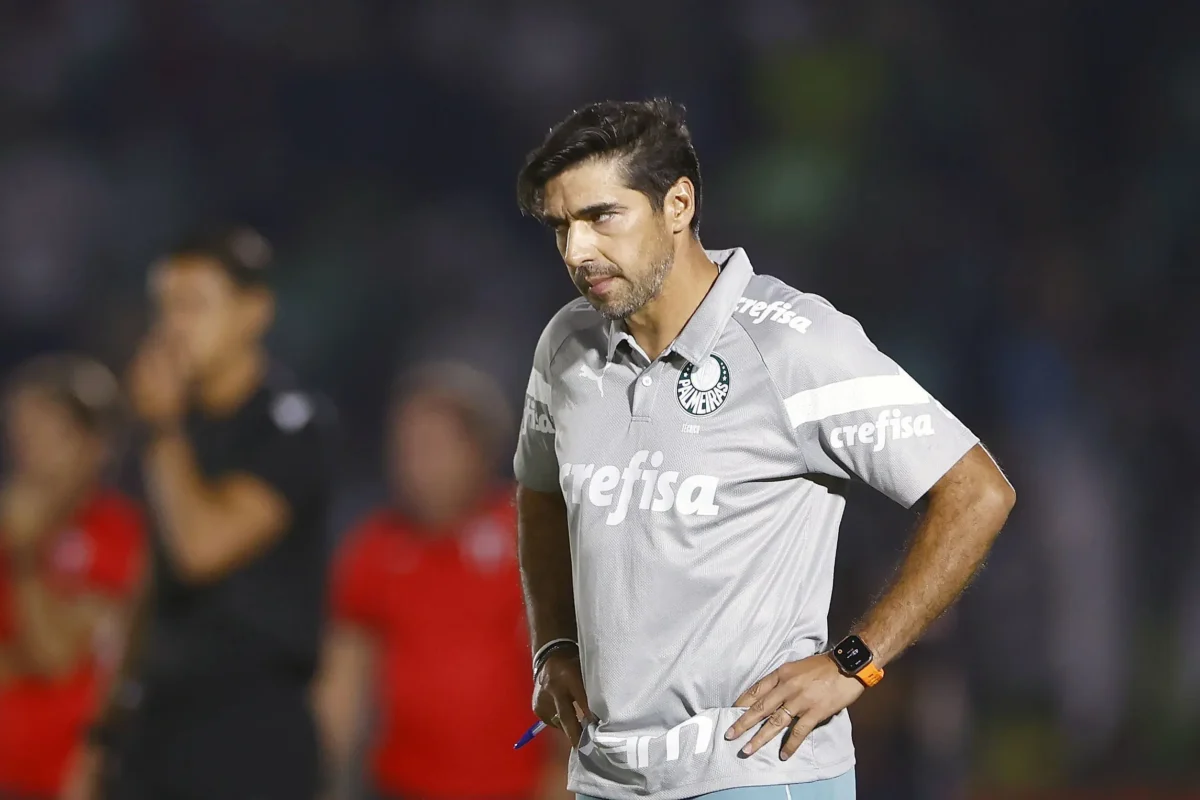 Abel vê jogo perigoso do Palmeiras e destaca importância da classificação na Copa Libertadores