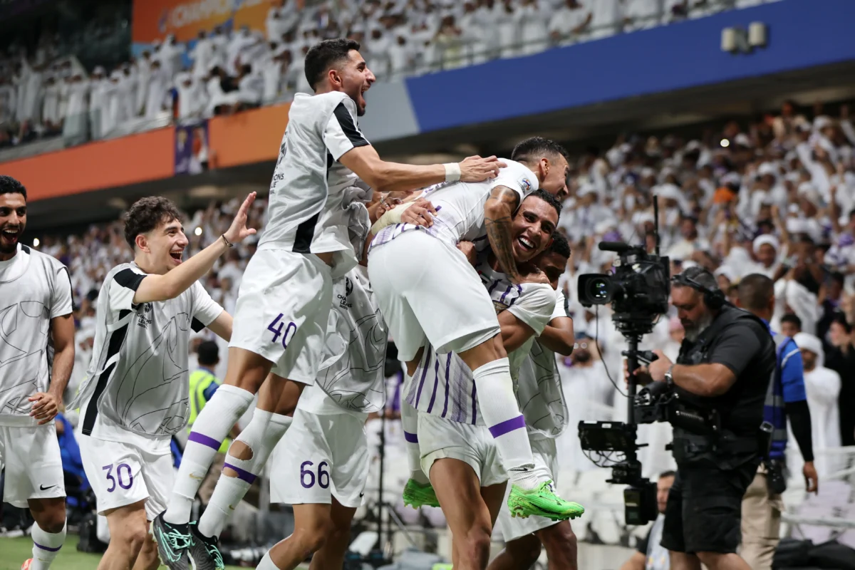 Al Ain, comandado por Crespo, vence a Champions da Ásia e se classifica para o Mundial de 2025.