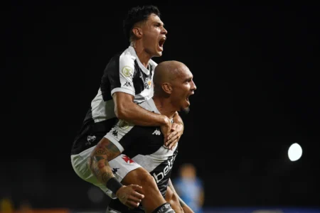 Atuações do Vasco: Maicon, Payet e Vegetti se destacam na vitória; confira as notas!