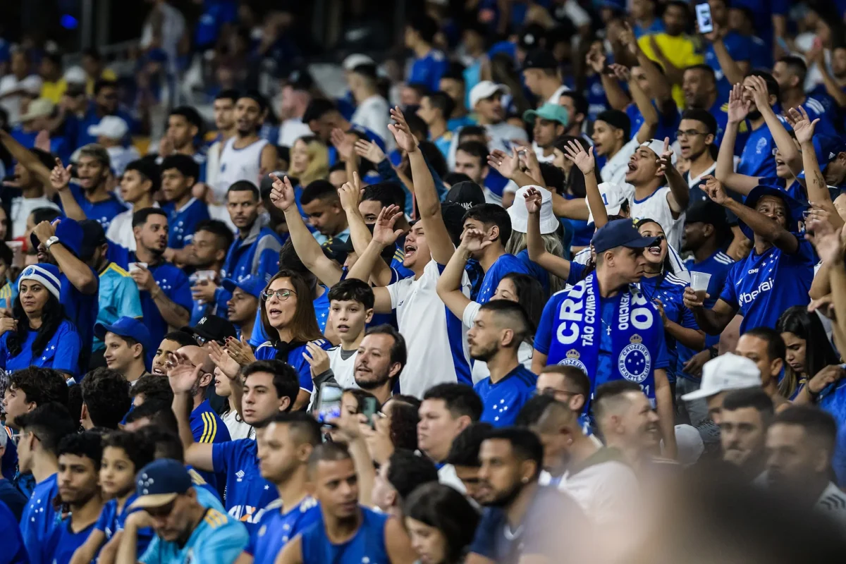 Cruzeiro bate recorde de público na Sul-Americana 2024 ao vencer Fortaleza e Boca