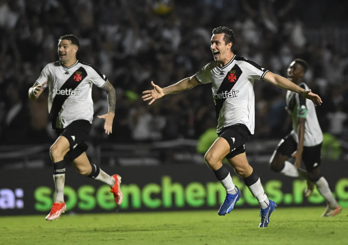 Decisivo em 2024, Piton estudou antes de gol que deixou Vasco vivo na Copa do Brasil