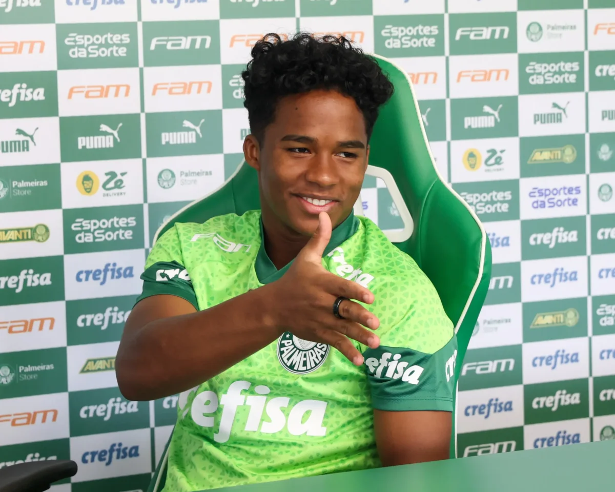 Endrick agradece Palmeiras, comenta emoção com ida à Copa América e fala sobre determinação no futebol. Nunca desisto fácil!