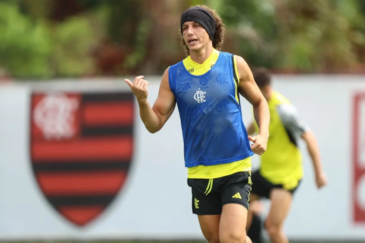 Escalação do Flamengo: Tite indica David Luiz como única mudança contra o Millonarios; Bruno Henrique volta ao time.