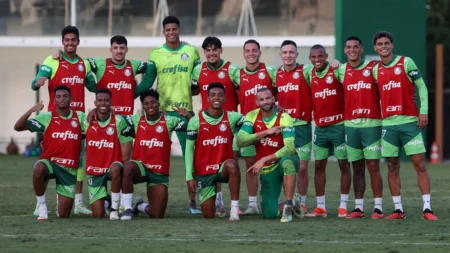 Escalação do Palmeiras para estreia na Copa do Brasil: Finalização da preparação inclui mudanças no time.