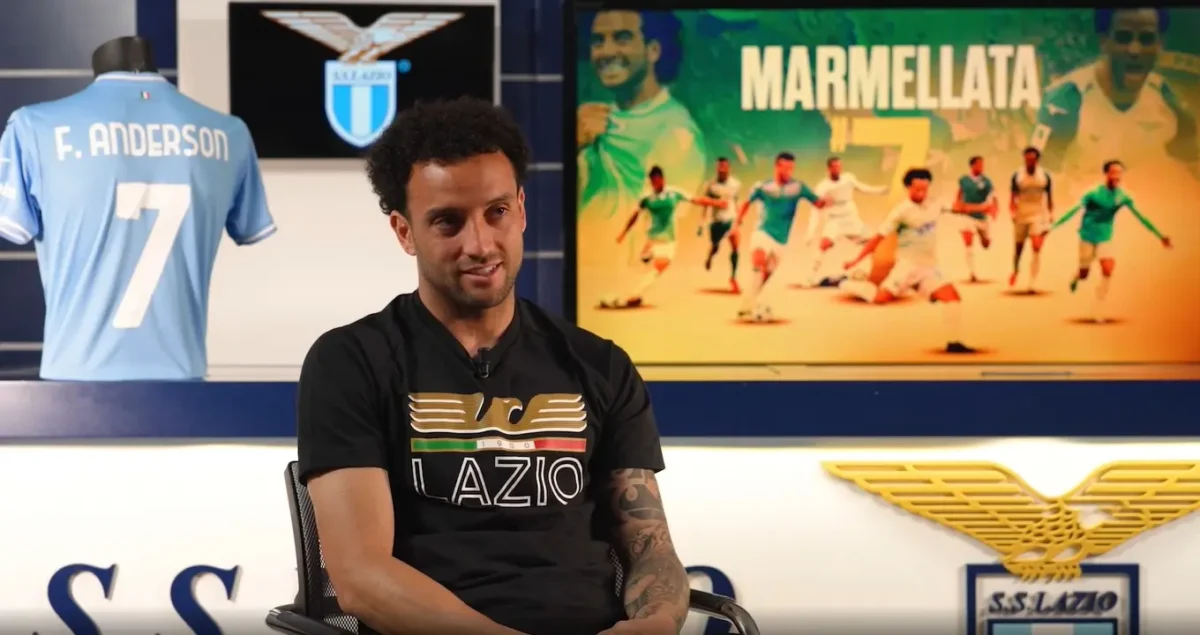 Felipe Anderson se emociona ao se despedir da Lazio antes de se transferir para o Palmeiras