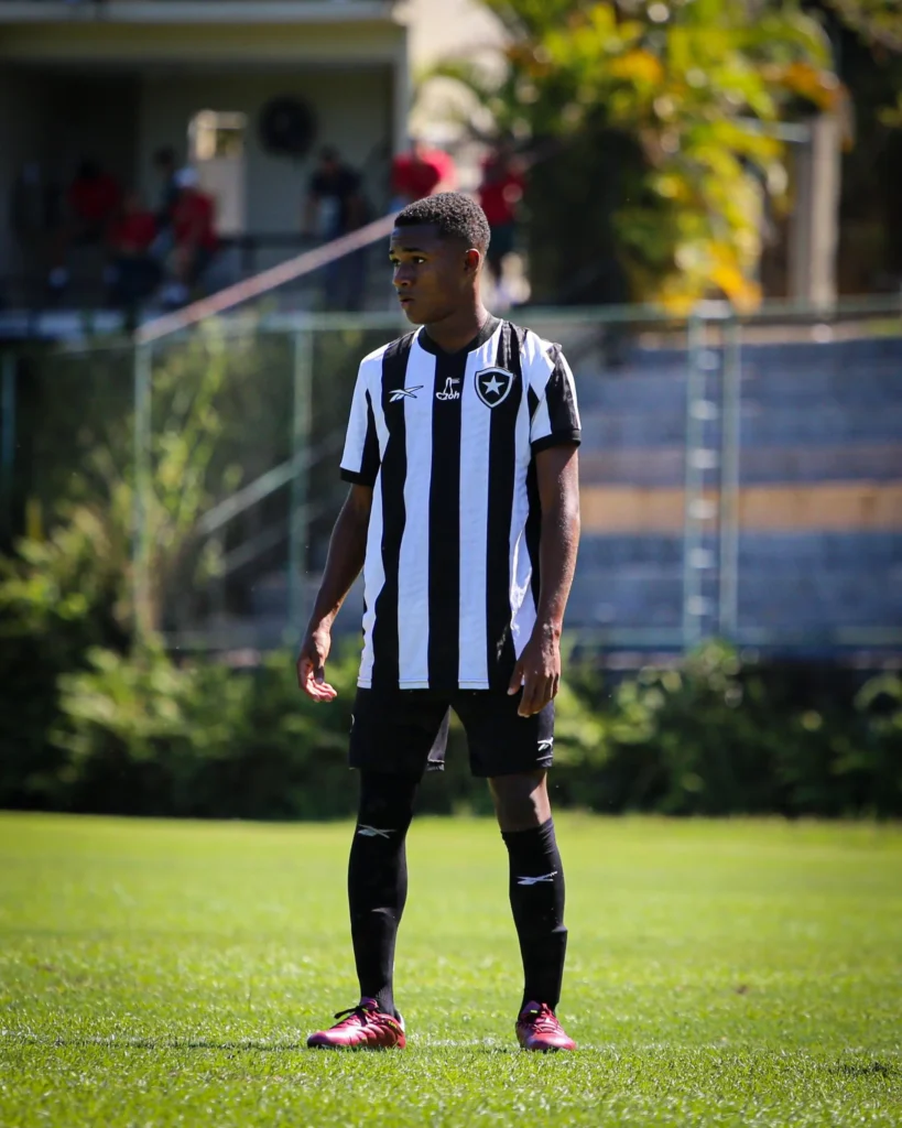 Juninho Gols: atacante "blogueiro" do Botafogo convocado para Seleção sub-17