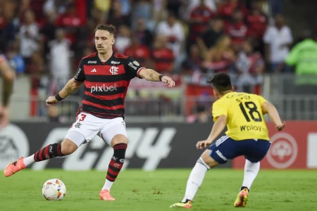 Léo Ortiz comenta negociação de Fabrício Bruno e cobra regularidade do Flamengo: Mais linear