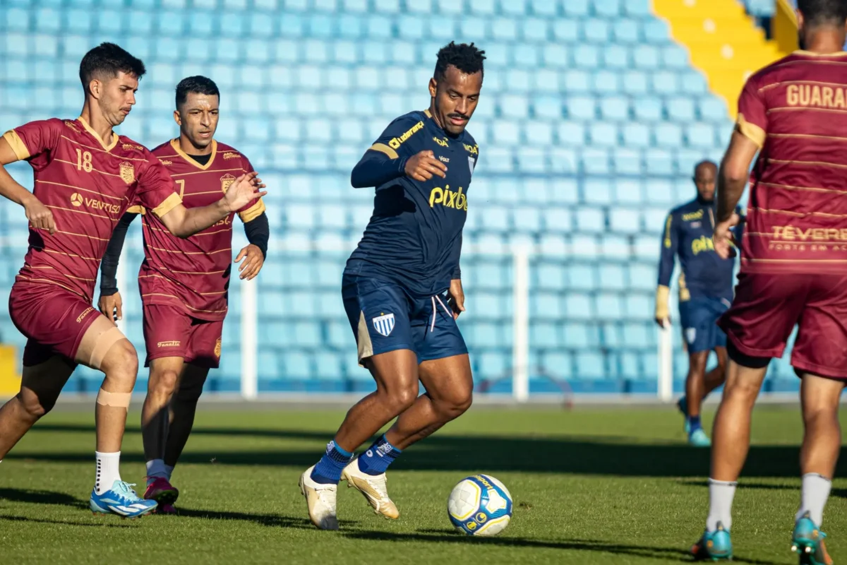 Reservas do Avaí empatam sem gols em jogo-treino contra o Guarani de Palhoça