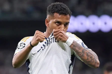 Rodrygo reforça desejo de ficar no Real Madrid e esclarece declarações polêmicas