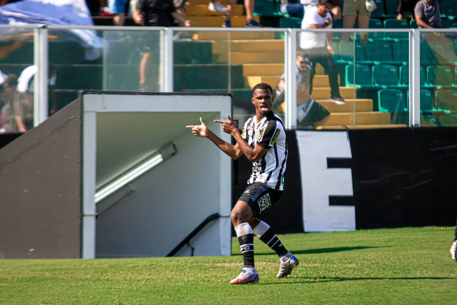 #TBT do Figueirense: invencibilidade contra a Aparecidense; confira os confrontos