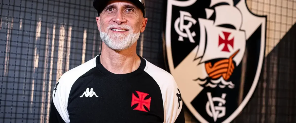 Vasco anuncia contratação de Álvaro Pacheco como treinador principal