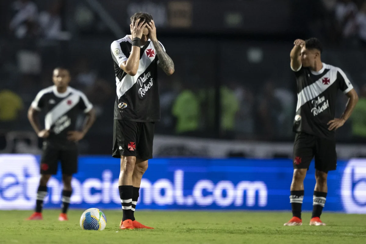 Vasco lidera ranking de ineficiência nas finalizações do Brasileirão 2021