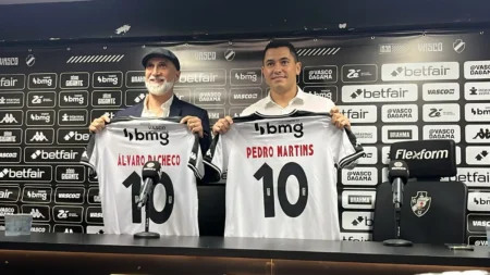 Álvaro Pacheco é apresentado pelo Vasco: Confira os detalhes!