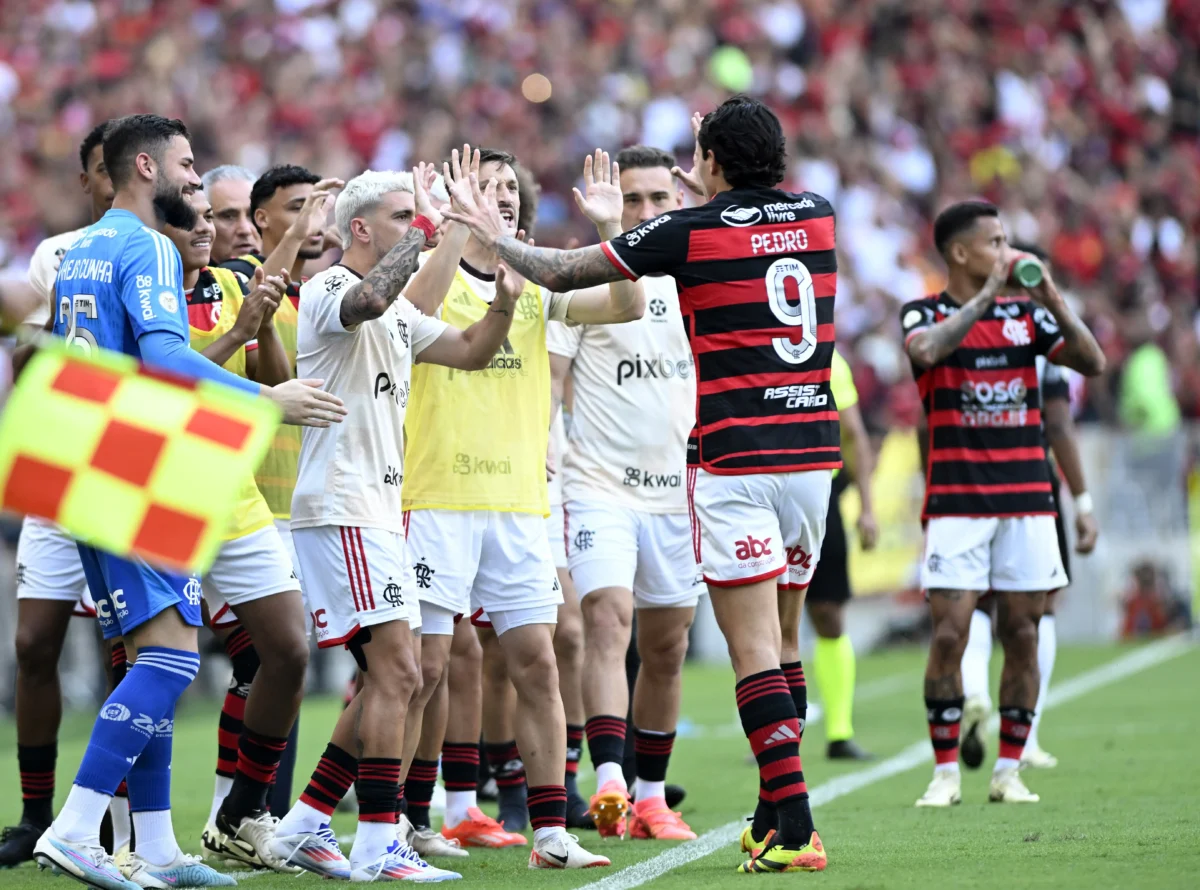 Cebolinha destaca nova postura do Flamengo para Libertadores após mudanças significantes