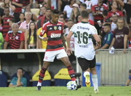 Com Gabigol e sem Pulgar, Flamengo viaja para confronto contra o Amazonas