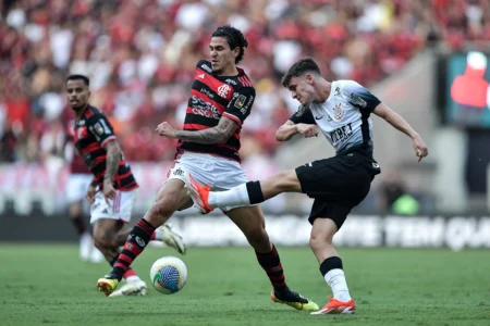 Corinthians paga caro por estratégia defensiva de António em derrota.