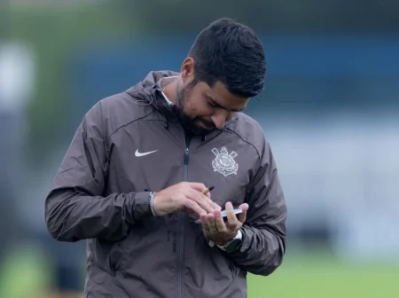 Escalação do Corinthians: António aprimora cobranças de bola parada antes de duelo contra o Botafogo