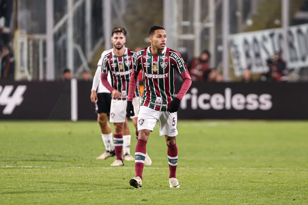 Fluminense escalado: Alexsander e John Kennedy entre os titulares segundo internautas