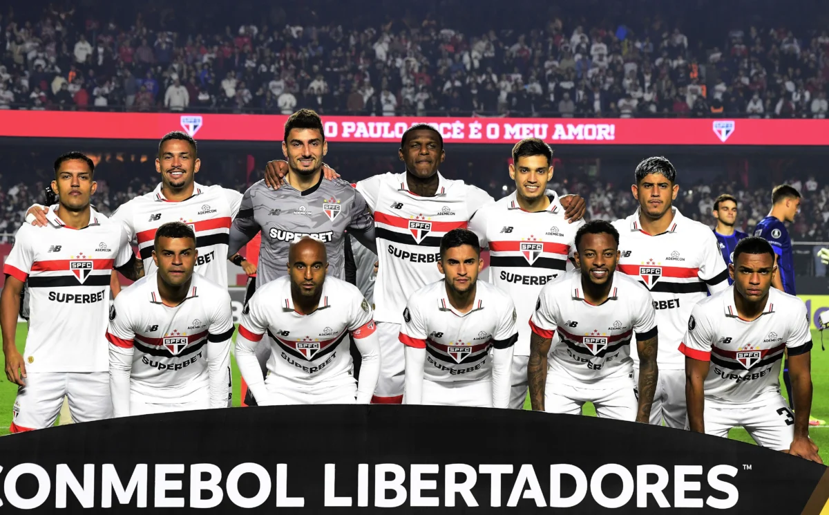 São Paulo supera campanha da Libertadores de 2021 e define estratégias chave para avançar às oitavas