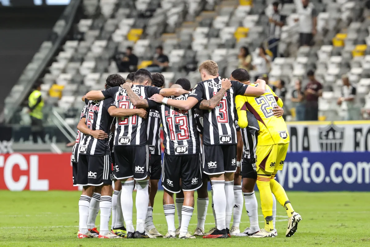 Atlético-MG alcança melhor sequência invicta no Brasileirão desde 2009, mas empates complicam campanha.