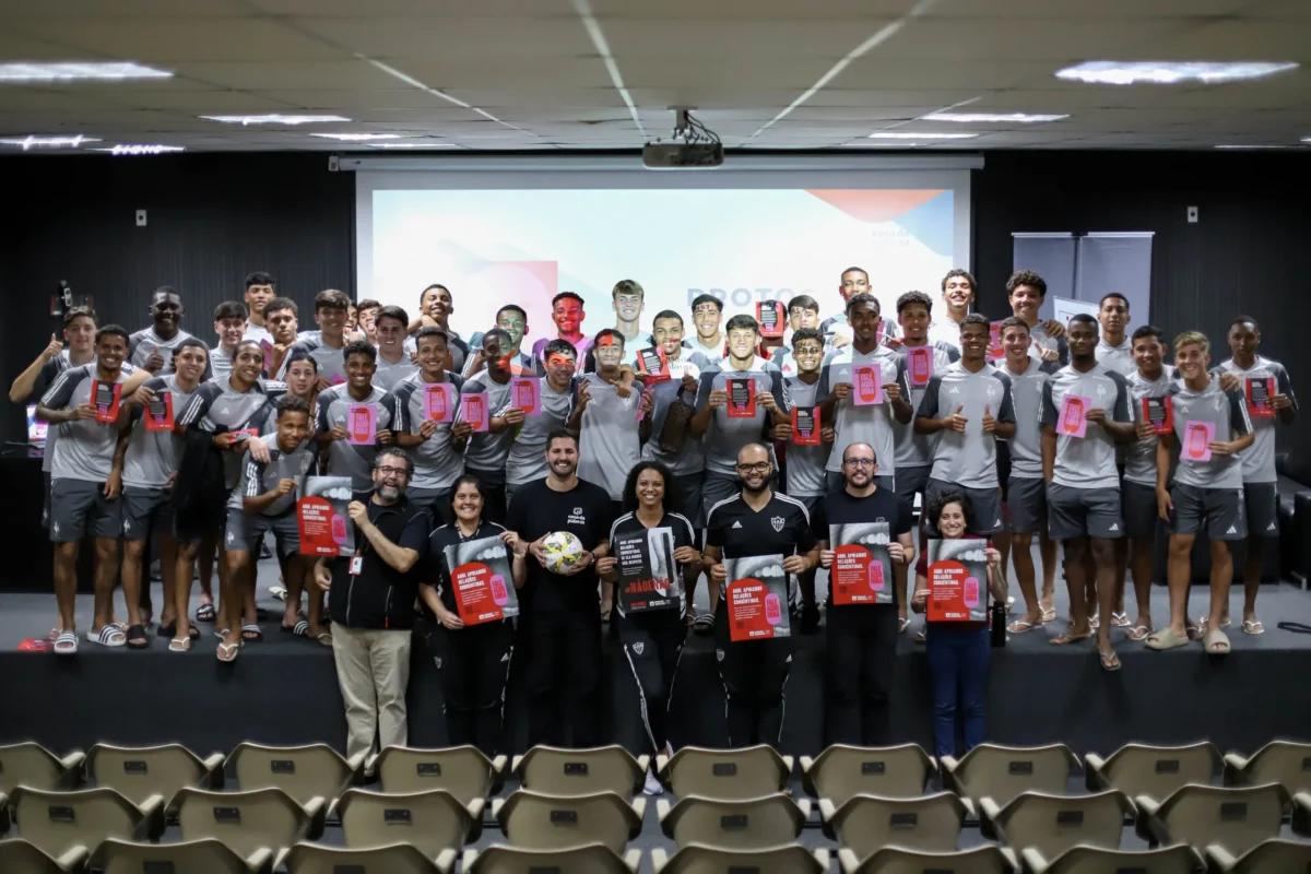 Atlético-MG: treinamento na base do Galo aborda combate à violência contra mulher