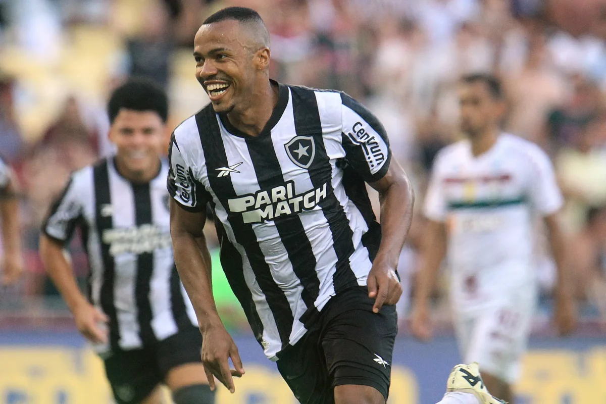 Botafogo pode igualar sequência de vitórias da época de Garrincha contra o Fluminense: Saiba mais sobre o confronto histórico!