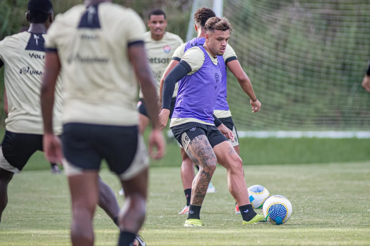 Com Dudu e Daniel Jr., Vitória acumula 19 baixas no elenco por lesões na série A.