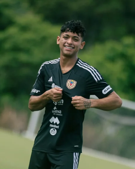 Copa América: Kervin, jogador do Fortaleza, é chamado para jogar pela seleção da Venezuela