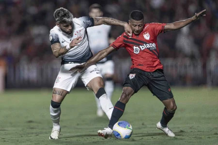 Corinthians desperdiça oportunidade de tranquilidade e aumenta pressão antes de clássico