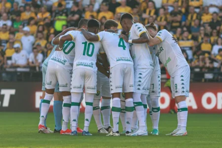 Cuiabá conta com oito jogadores em contrato até o final desta temporada; confira a lista