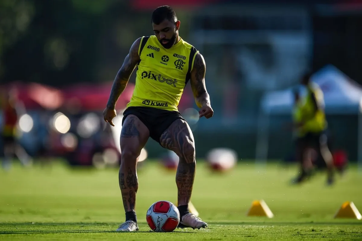 Gabigol se reapresenta e Flamengo tem treino no Ninho do Urubu nesta manhã