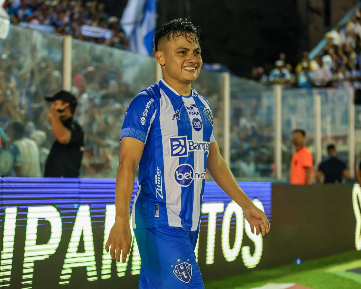 Gol de Esli Garcia contra o América-MG o coloca como vice-artilheiro da Série B do Brasileiro