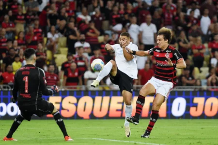 Grêmio enfrenta desfalques, cede espaços ao Flamengo e tem início instável no Brasileirão