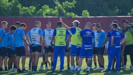 Grêmio se prepara para sequência itinerante no Brasileirão e alerta para desafios em maratona de jogos