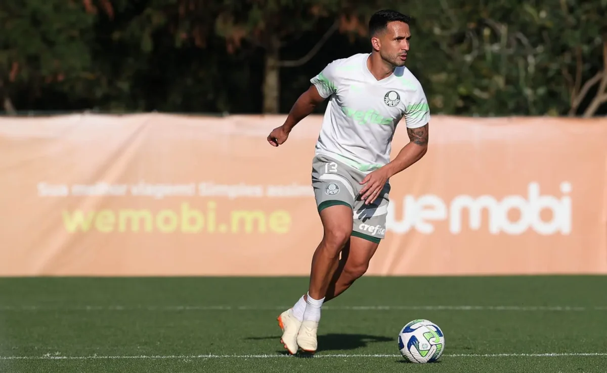 Palmeiras é procurado por clube mexicano com proposta por Luan; imposição para venda é feita.