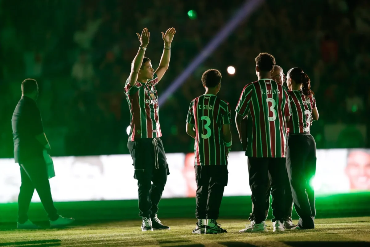 Thiago Silva inicia mini pré-temporada no Fluminense nesta segunda-feira