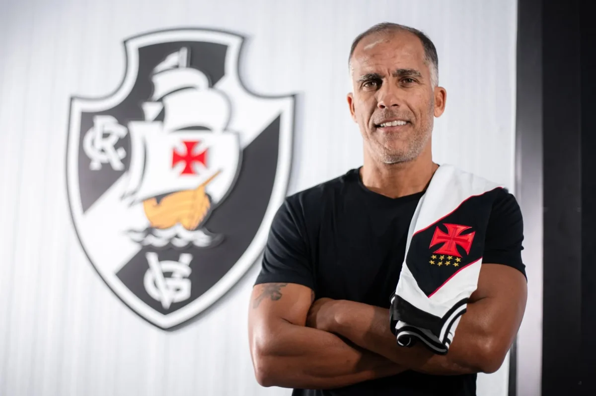 Vasco anuncia contratação de Felipe como diretor-técnico: Novidades no clube!