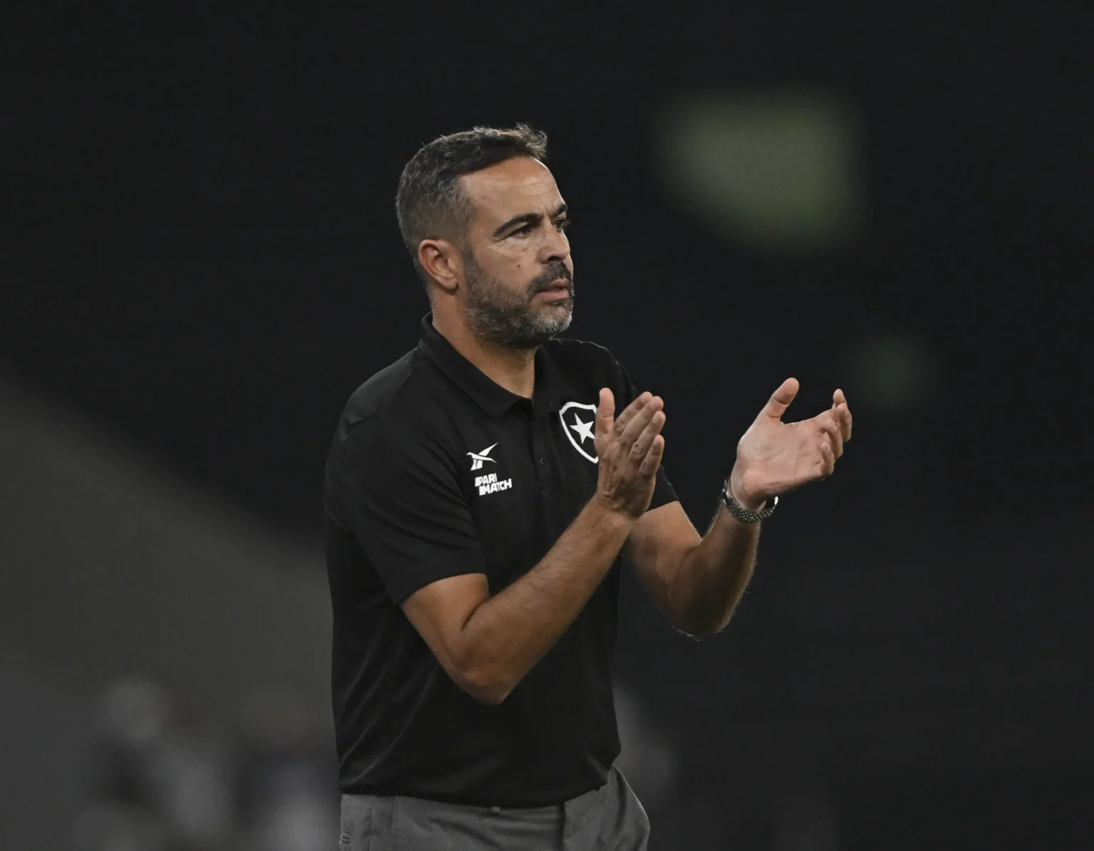 Artur Jorge alcança melhor início de técnico do Botafogo em uma década