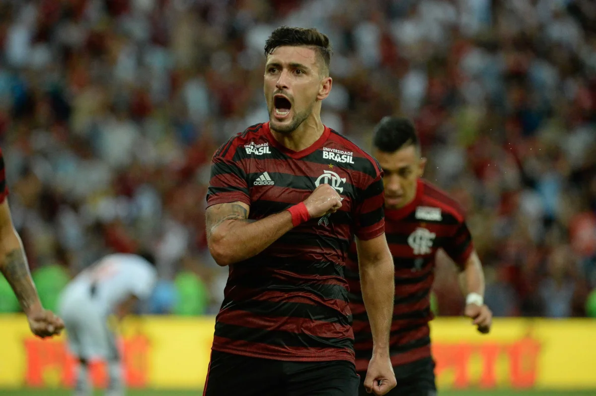 Com boa atuação contra o Vasco, Arrascaeta busca encerrar sua pior sequência sem gols no Flamengo