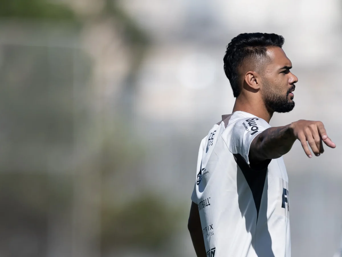 Corinthians: Antônio Oliveira realiza treino tático antes de clássico