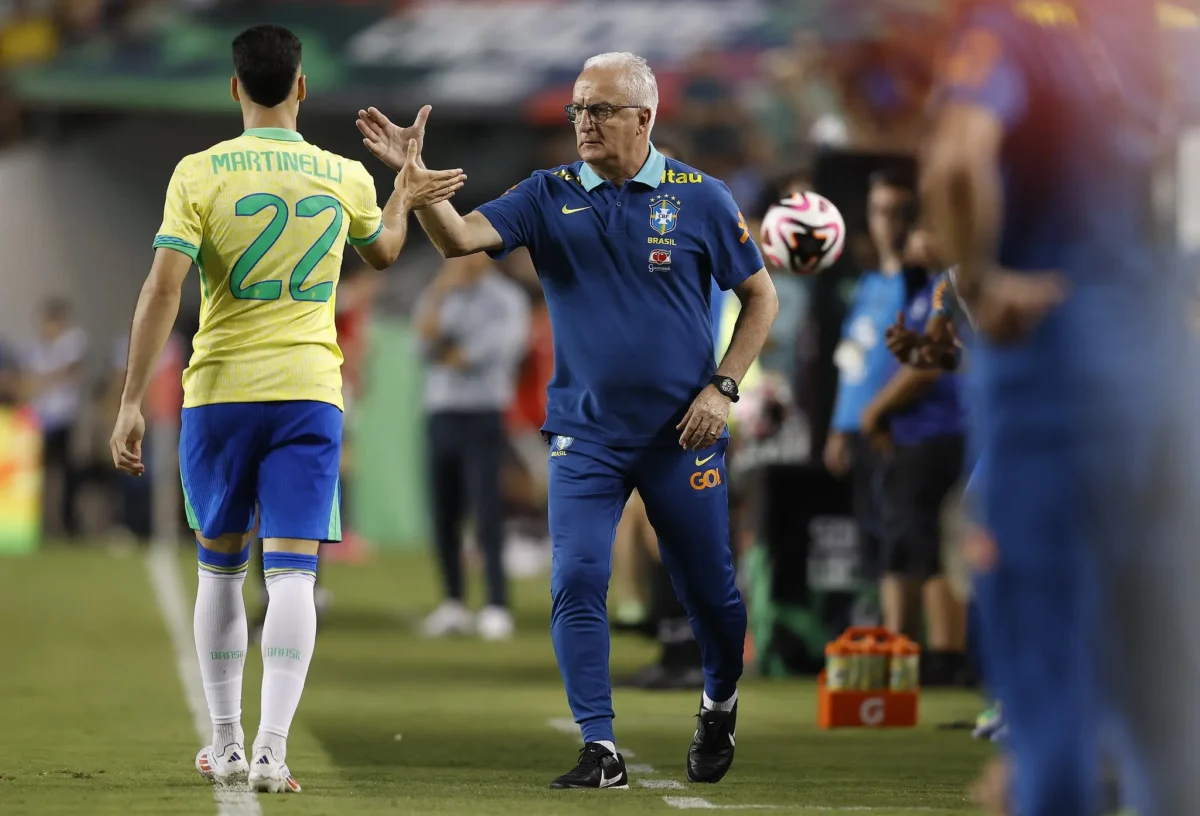 Dorival destaca importância do equilíbrio na Seleção em amistosos de preparação